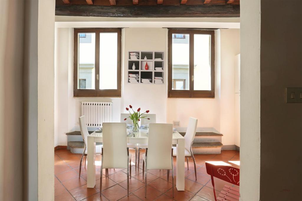 Część wypoczynkowa w obiekcie Tornabuoni apartment in central Florence