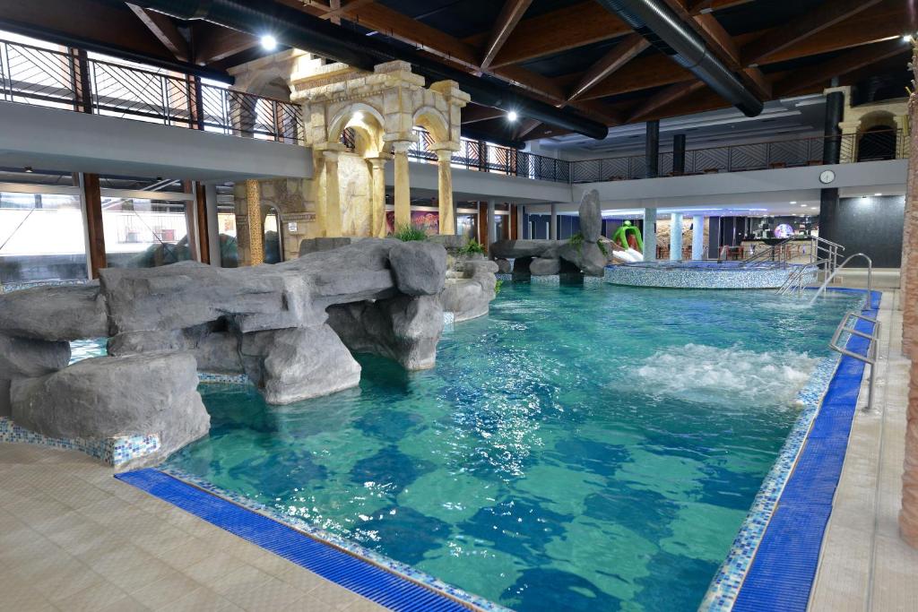 Bazén v ubytování Spa Resort & Hotel Vrnjačke Terme nebo v jeho okolí