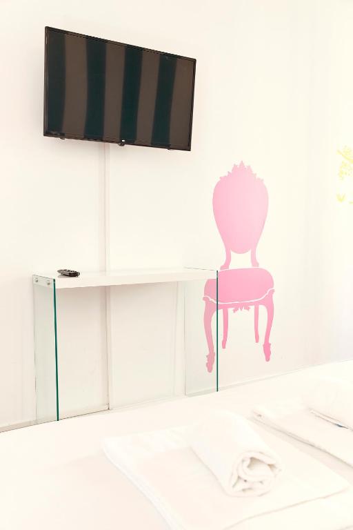 Telewizja i/lub zestaw kina domowego w obiekcie PRESTIGE BOUTIQUE HOMES - Duomo 2