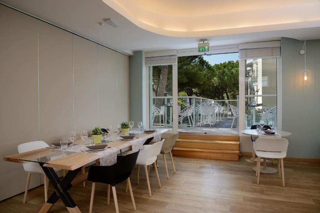 Hotel Concord - Nel cuore di Riccione - Resim 39