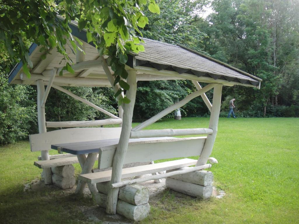Ein Garten an der Unterkunft Ferienresidenz Fürst von Büttelkow