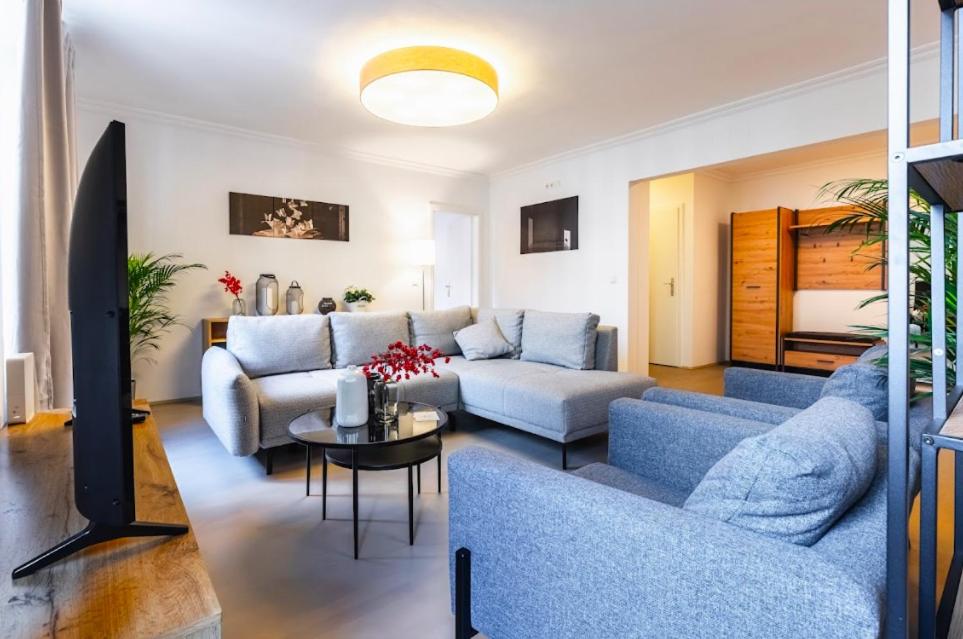 Гостиная зона в Experience Central Vienna from a Stylish and Modern Apartment