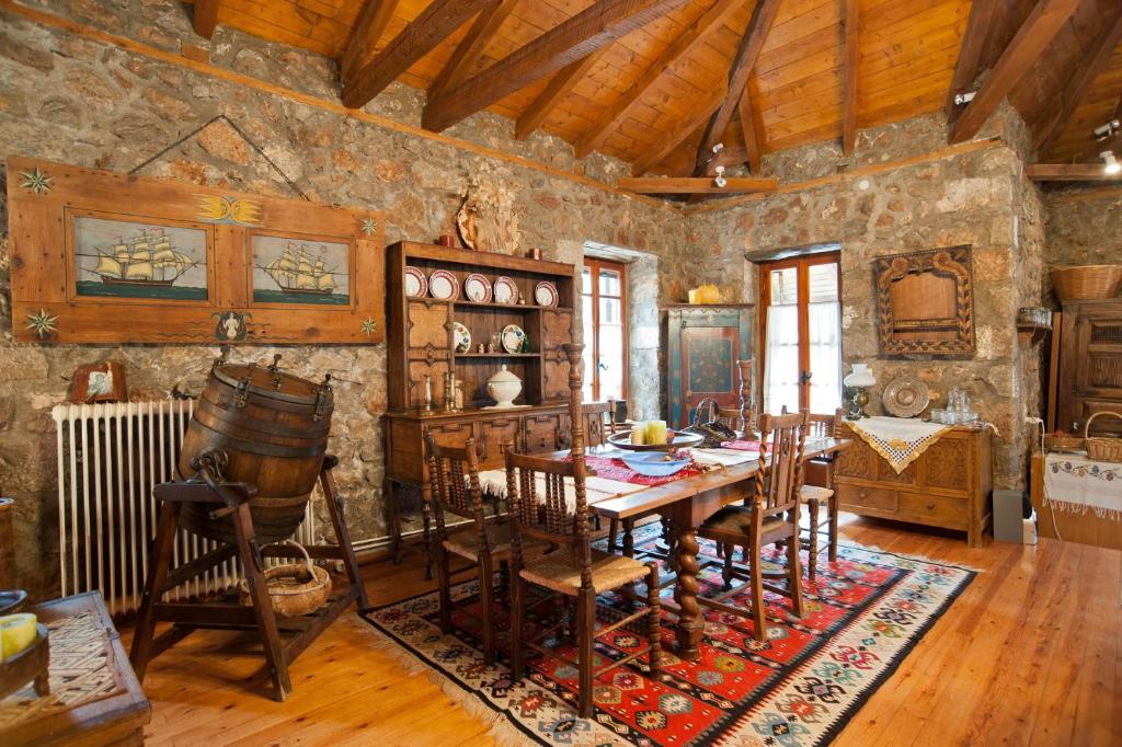 Posedenie v ubytovaní MARIOLATA STONE HOUSE
