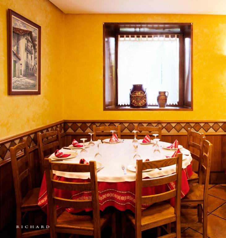 Fotografie z fotogalerie ubytování Hostal Musunzar v destinaci Leitza