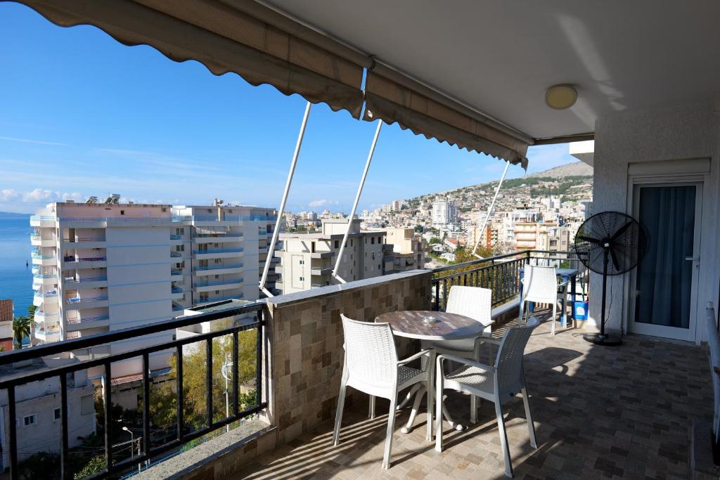 Sion Saranda Apartment 21 , a three bedroom apartment in the center of the city - Image 6