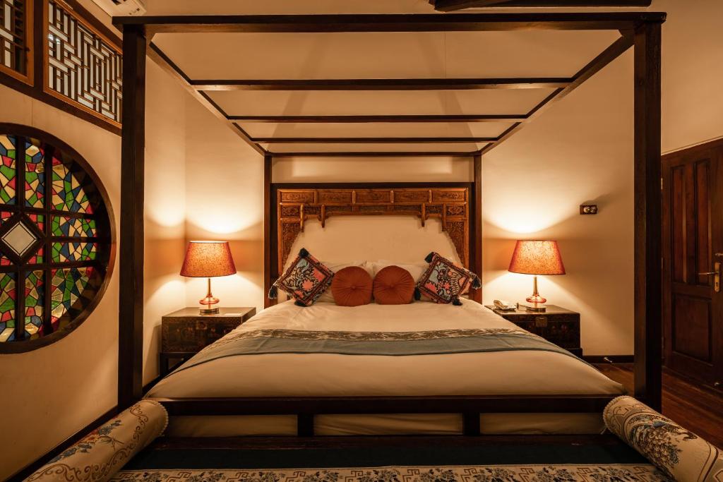 Hotel Penaga - 与按摩浴缸和阳台转移一居室套房