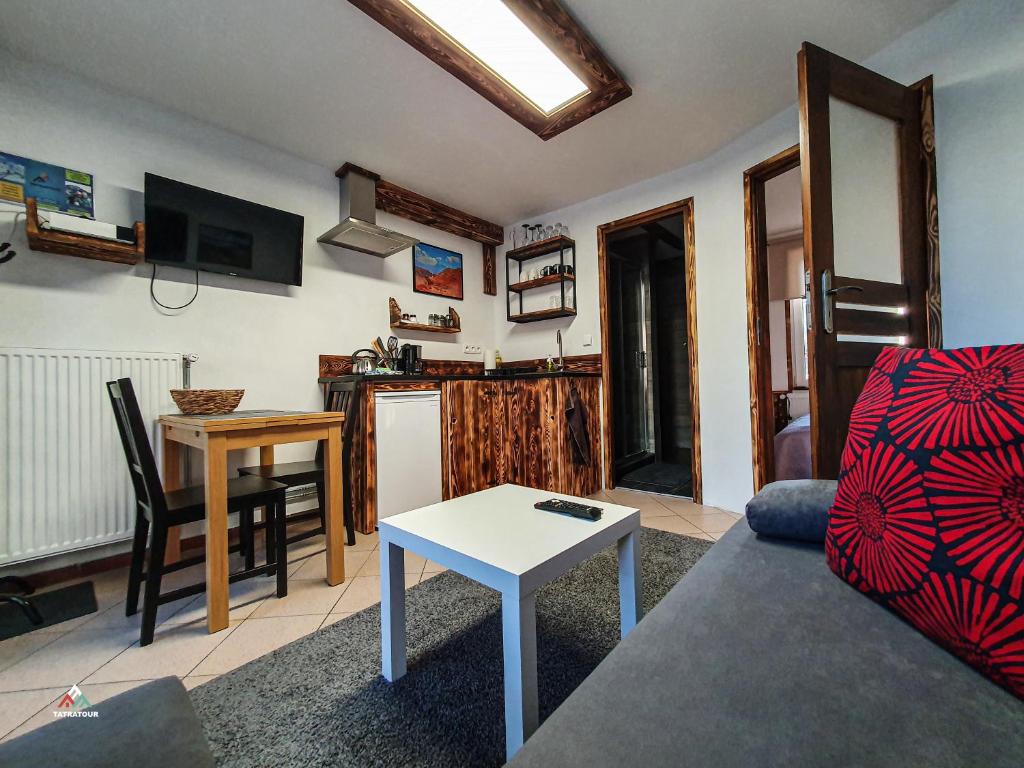Kuchyňa alebo kuchynka v ubytovaní Tatratour. Apartament u Przewodników.