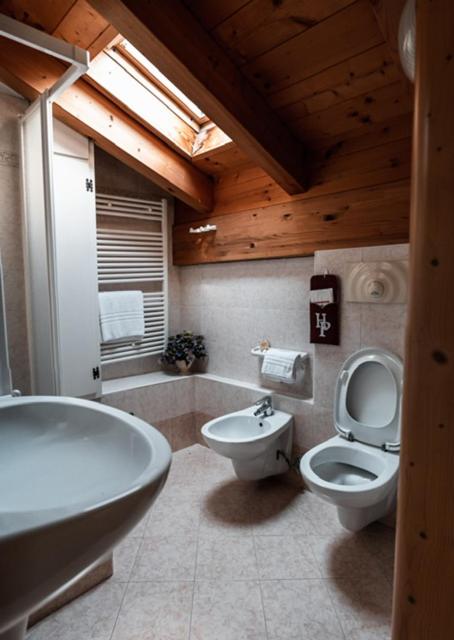 Koupelna v ubytování Hotel Primiero