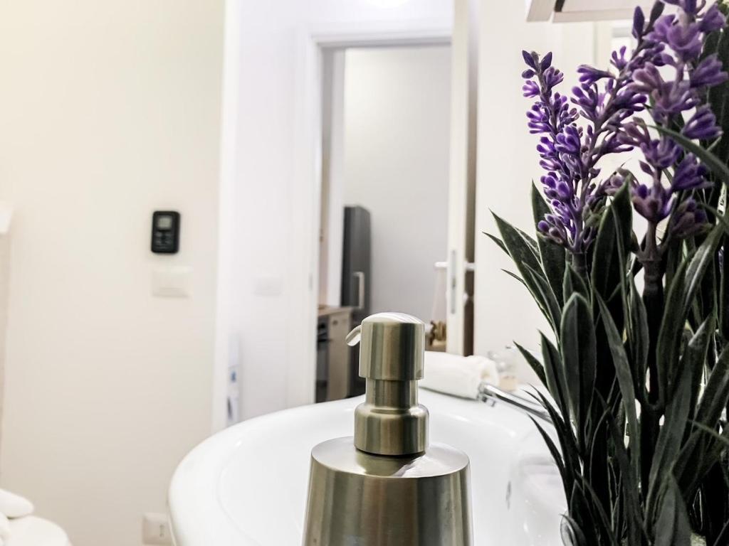 A bathroom at Nuova 27