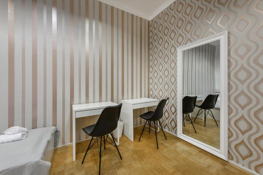 Fotografie z fotogalerie ubytování ROYAL ROOMS*** v Lublani