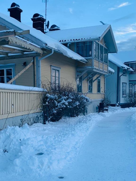 Två Små Svin BnB v zimě