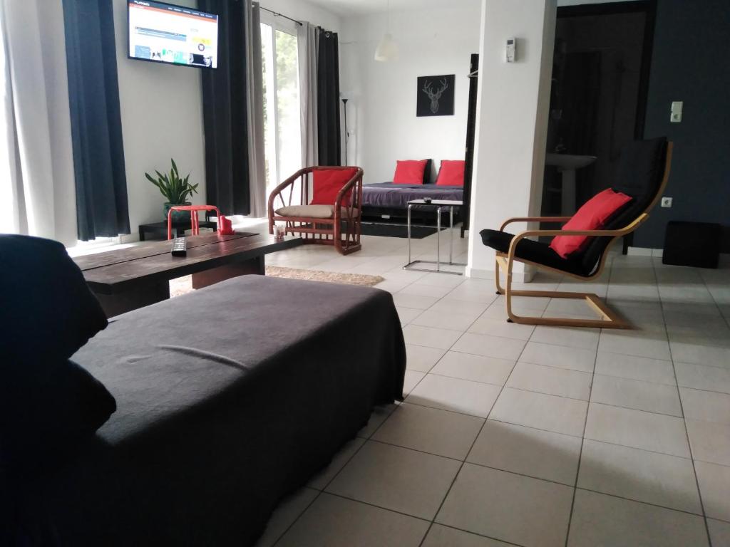 Posedenie v ubytovaní STUDIO POSEIDONIA apartment 75sqm CORINTH CANAL