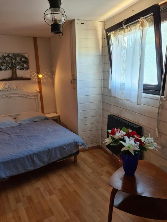Postel nebo postele na pokoji v ubytování gîte Les Ajoncs - Closeries du Golfe