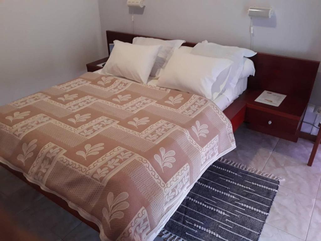 Yria Residencial - Double Room With Mountain View
