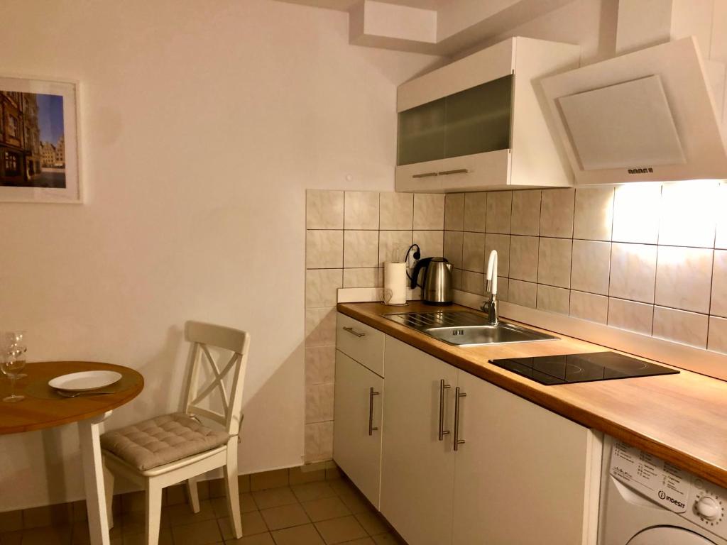 Old Town Romantic Apartment. Breslau-Wroclaw. - 16