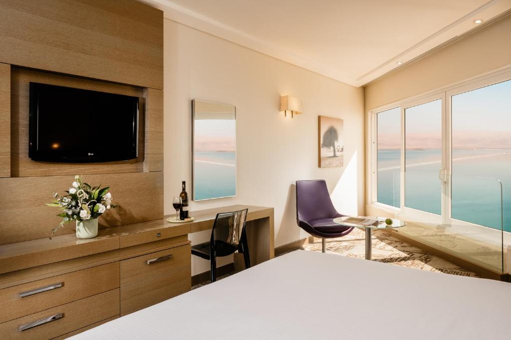 Nespecifikovaný výhled na moře nebo výhled na moře při pohledu z hotelu