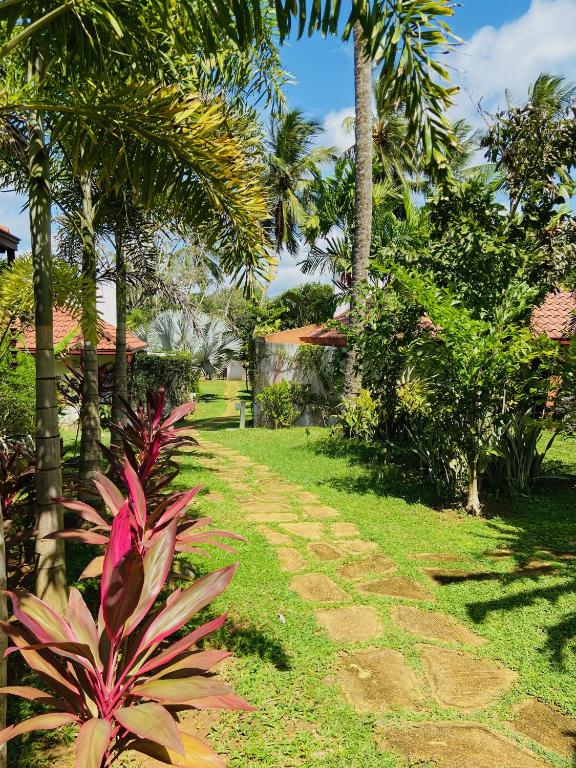 Sanjis The Seaside Cabanas - 13