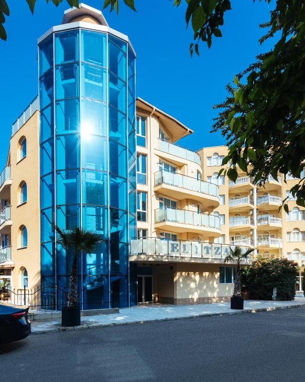 Budova, kde se hotel nachází