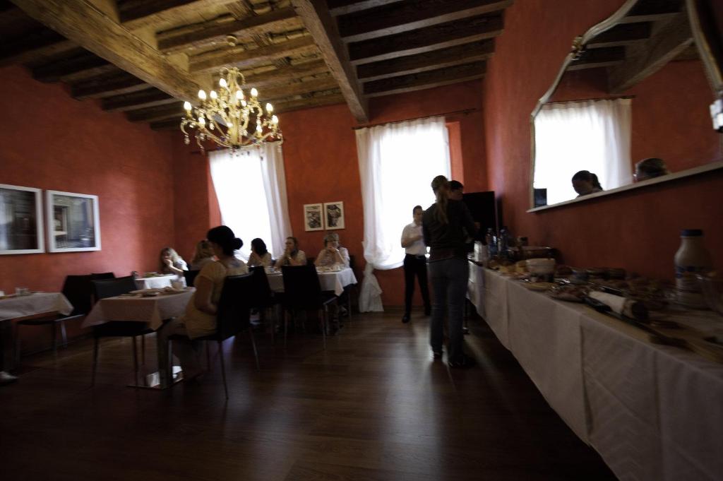 Goście zatrzymujący się w obiekcie Albergo Morandi