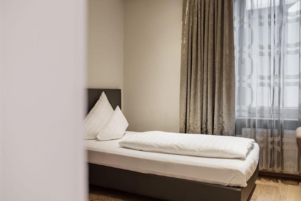 Stadthotel Goldenes Schiff - 12