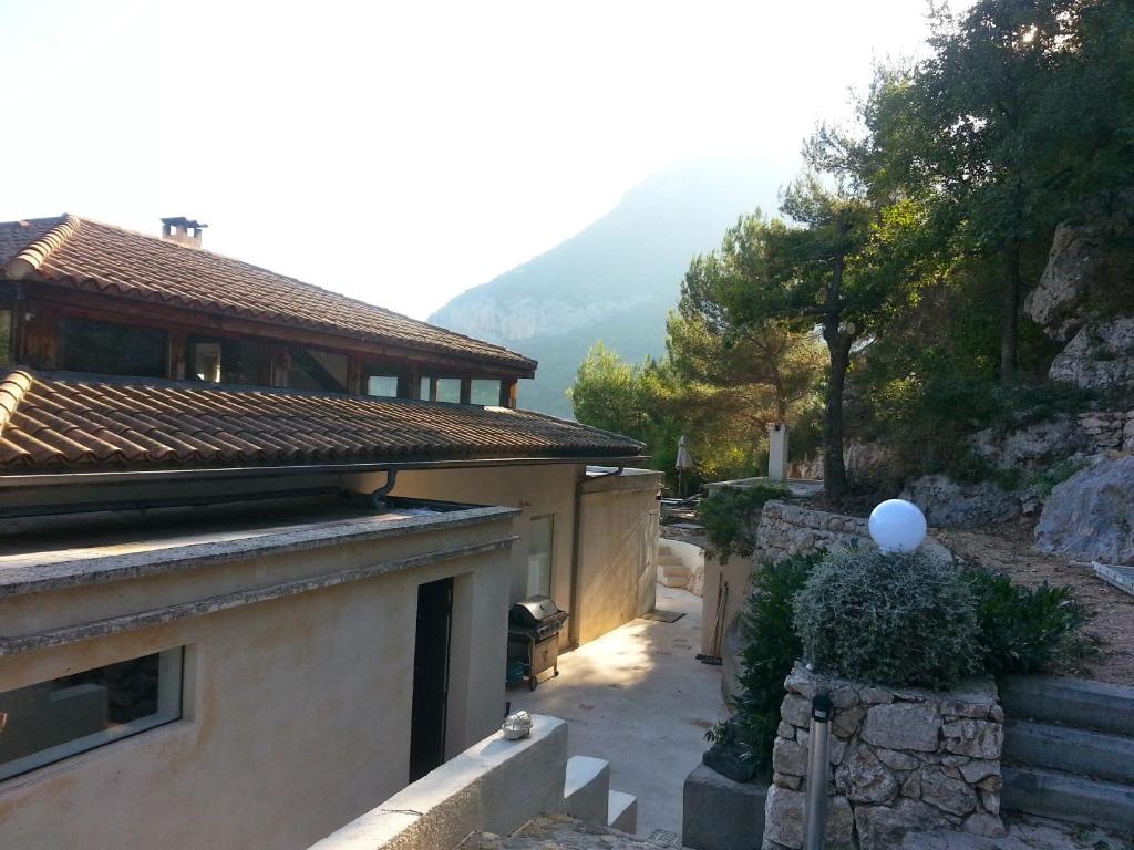 Spacious Dream Villa near Monaco, Roquebrune-Cap-Martin – Updated 2023  Prices