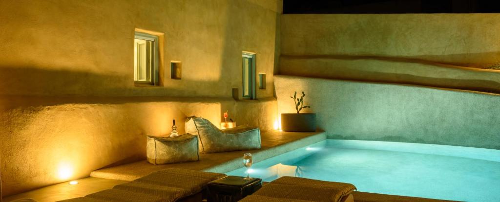 Fotografie z fotogalerie ubytování Potamos Luxury House, Private Pool, Santorini v destinaci Éxo Goniá