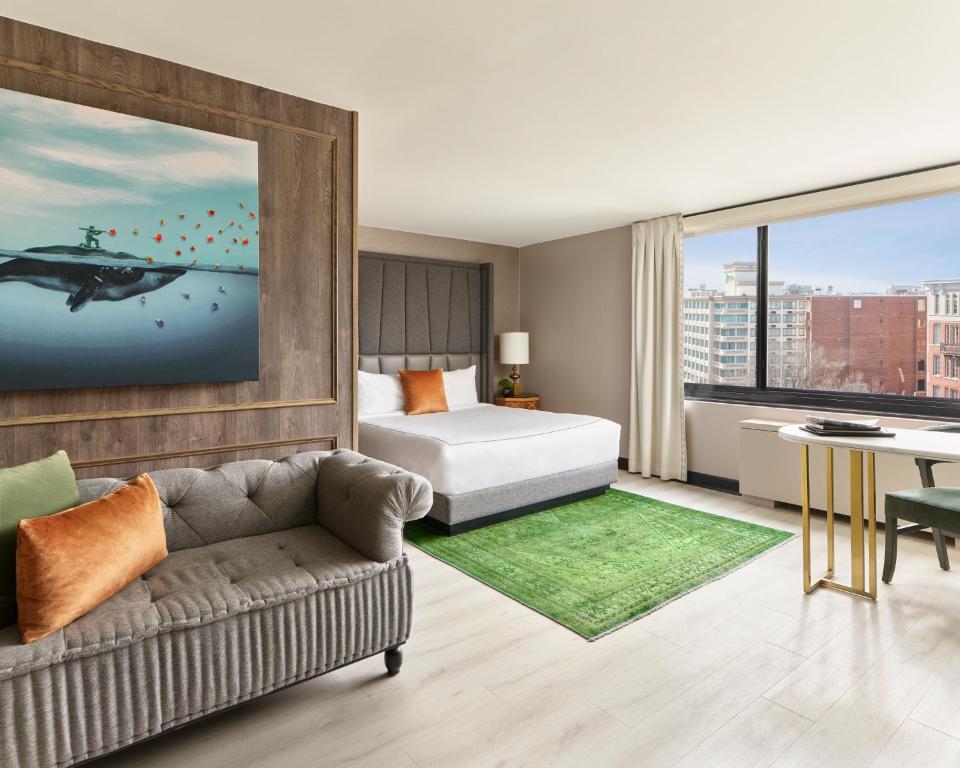 31 Dreamy Hotels Near Howard University 48 Viceroy Washington DC image