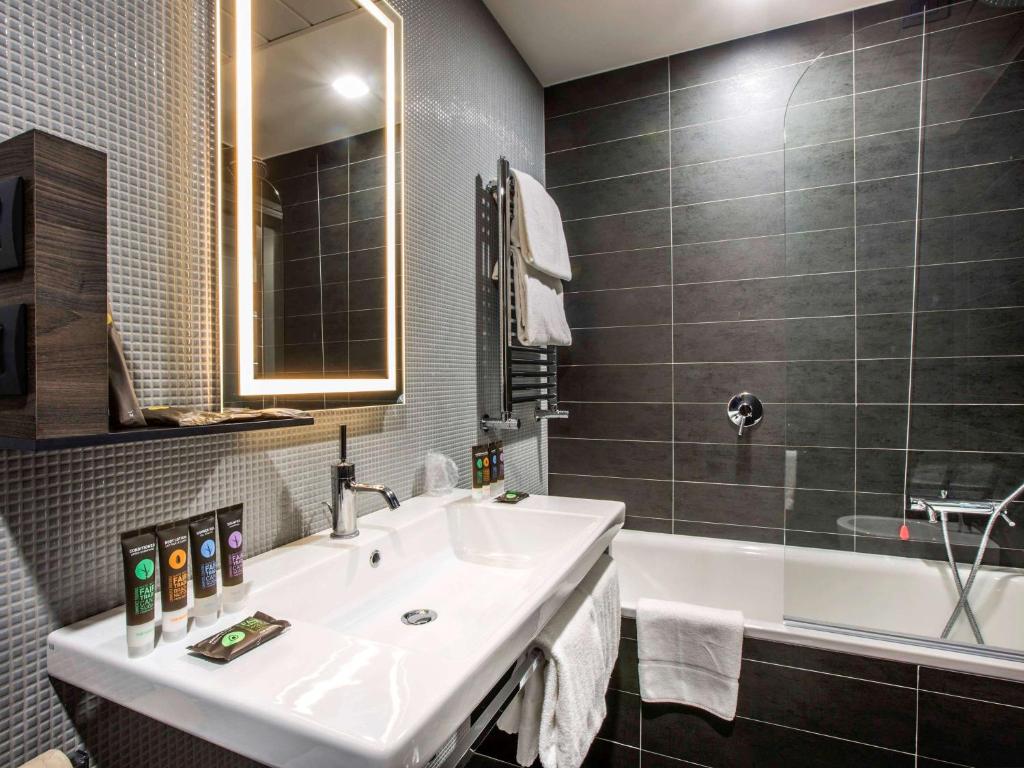 Koupelna v ubytování Novotel Roma Eur