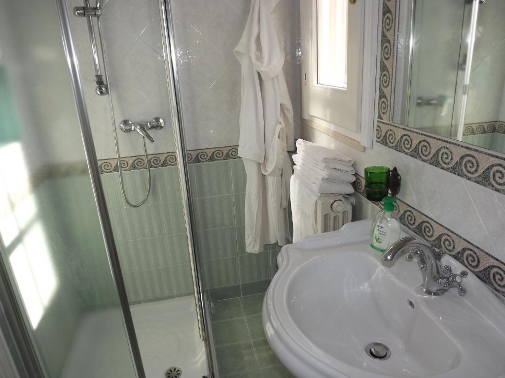 Koupelna v ubytování B&b La Balaustra