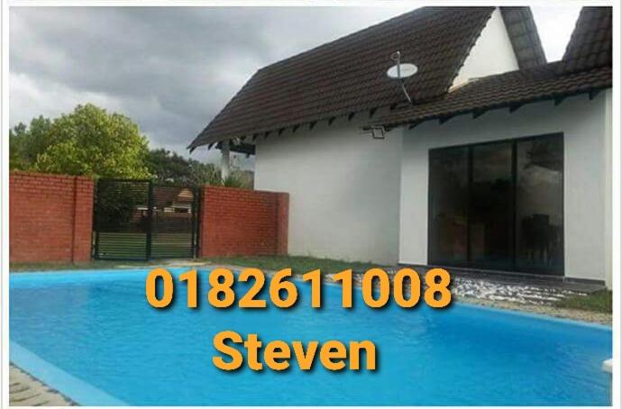 Holiday Villa Famosa - Housity