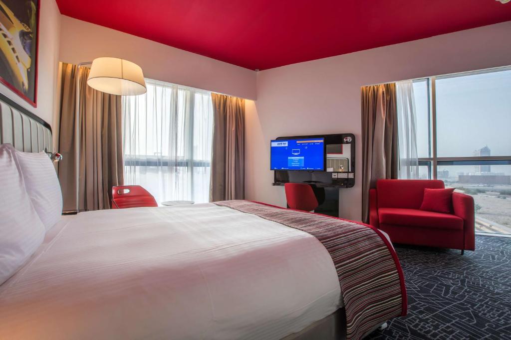 Park Inn by Radisson Dubai Motor City - Resim 34
