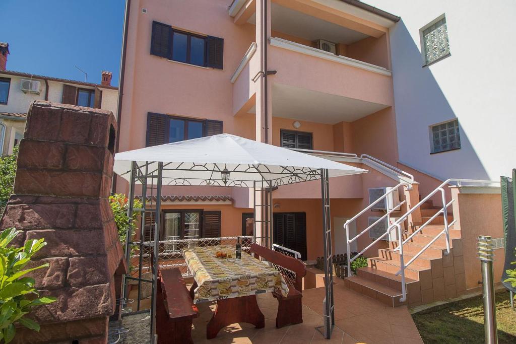 Fotografia z galérie ubytovania Apartment Sandro v destinácii Štinjan