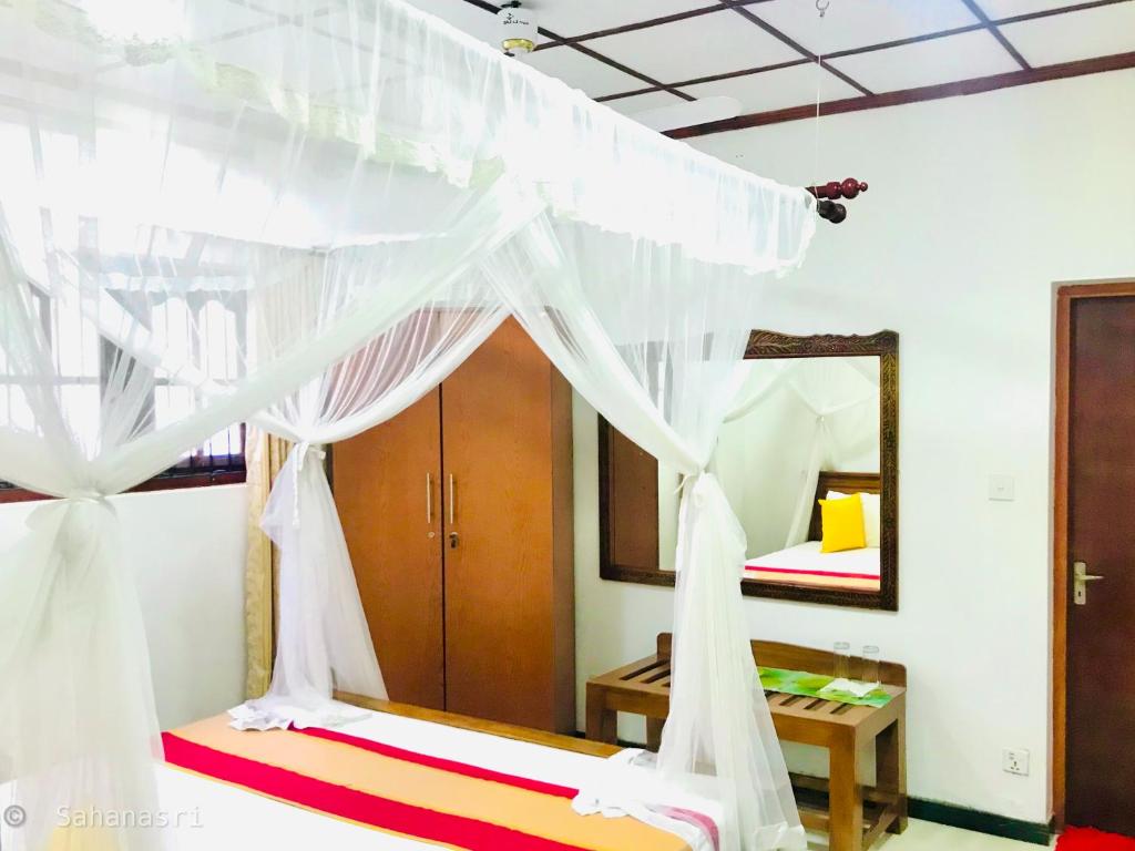 Sahana Sri Villa - 19