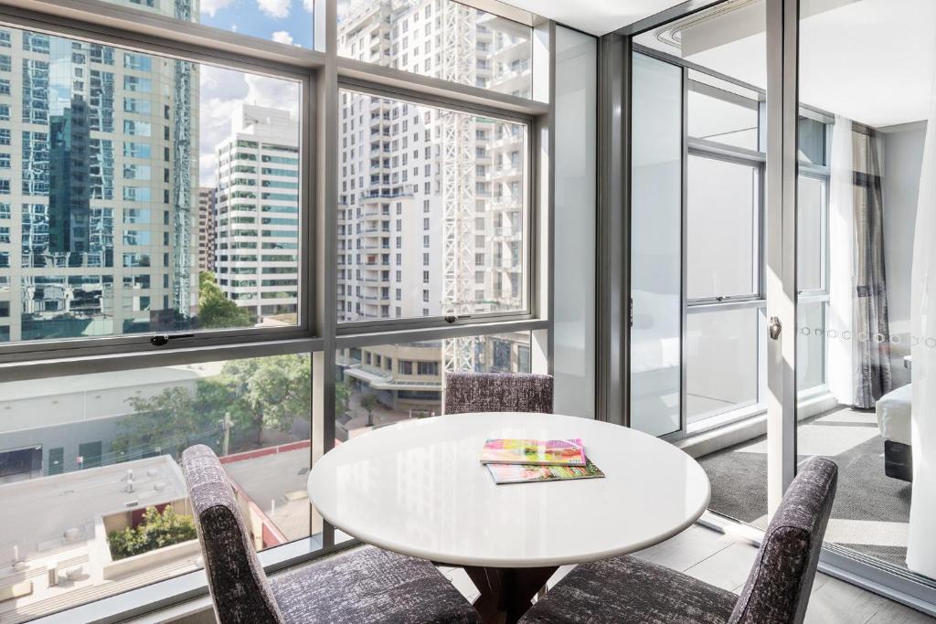 Meriton Suites Chatswood - Resim 12
