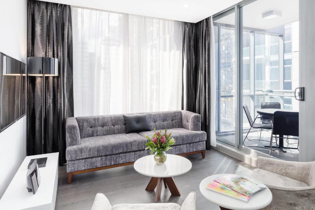 Meriton Suites Chatswood - Suite Moderna De Dos Dormitorios