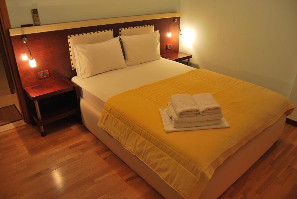 Hotel Panorama Sarande - Double Room With Side Sea View