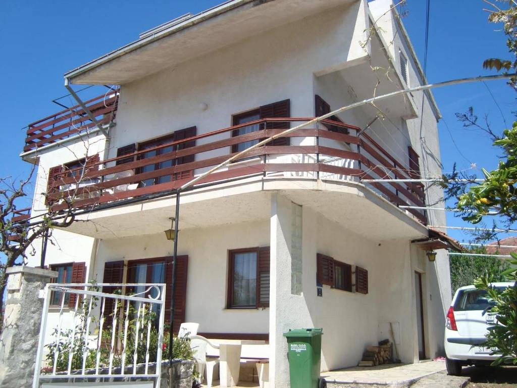 Budova, kde se apartmán nachází