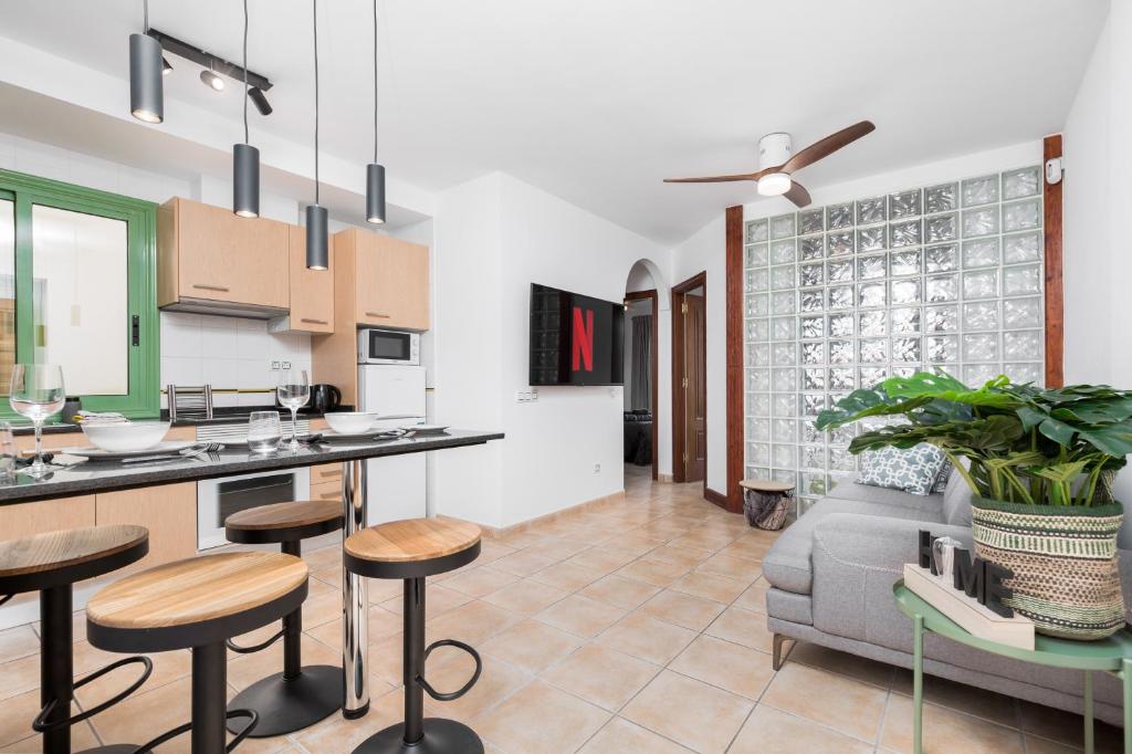 The Coffee House 1 Luxury Apartment in Caleta de Fuste, Caleta De