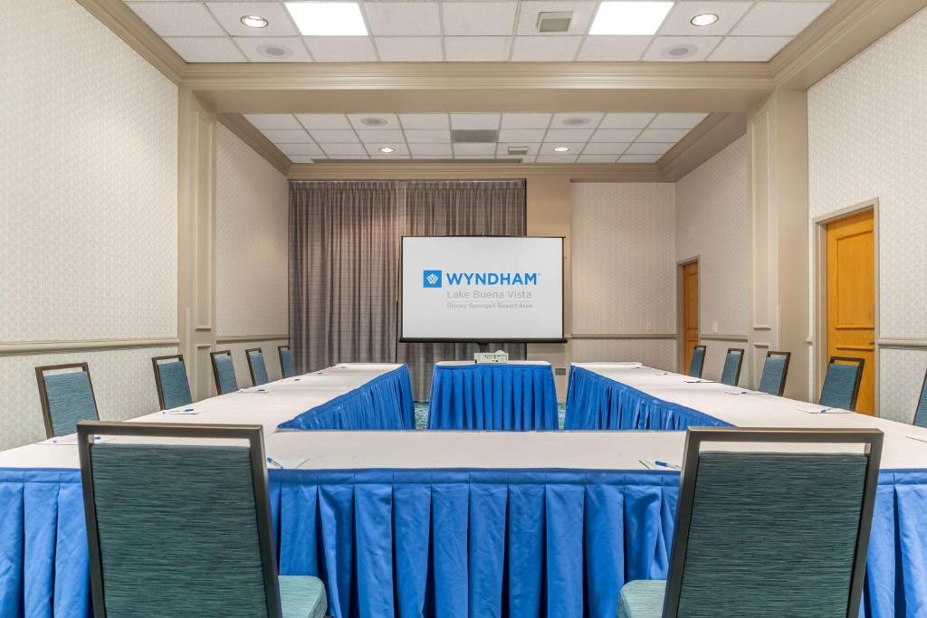 Wyndham Lake Buena Vista – Disney Springs® Area photo