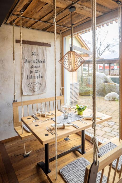 Posezení v ubytování Landgasthof Hubertus - Braugasthof und Wellnesshotel im Allgäu