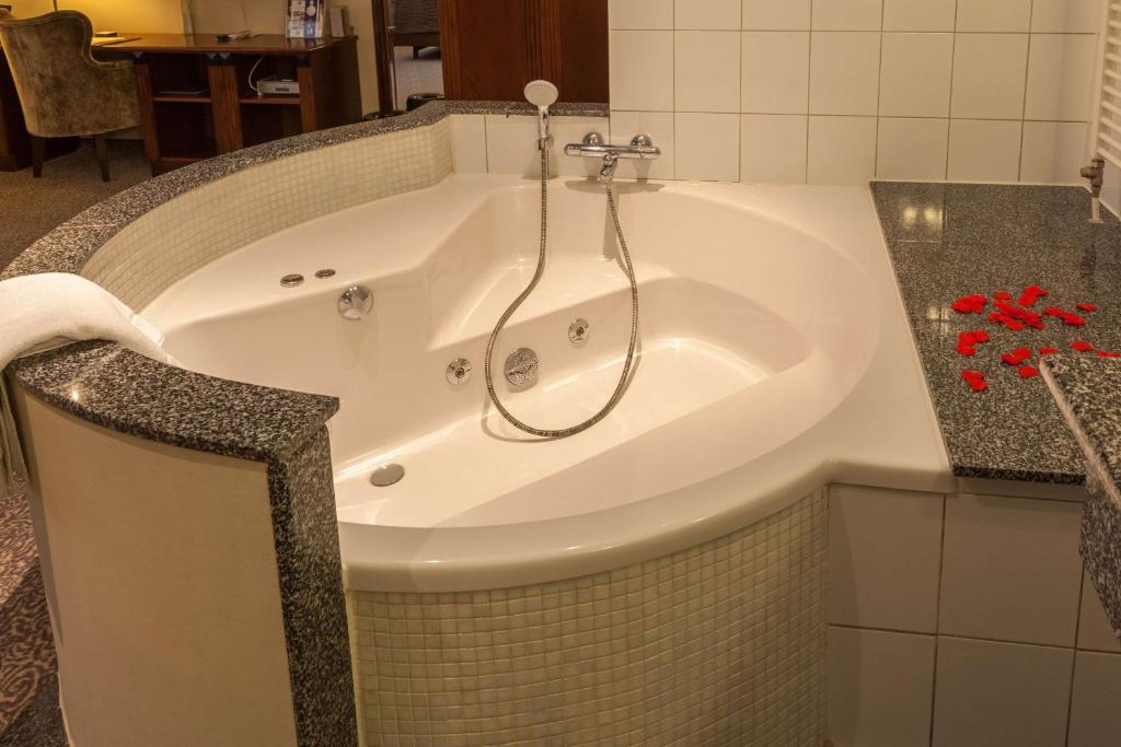 Best Western Hotel Nobis Eindhoven-Venlo A67 - Flitterwochen Suite