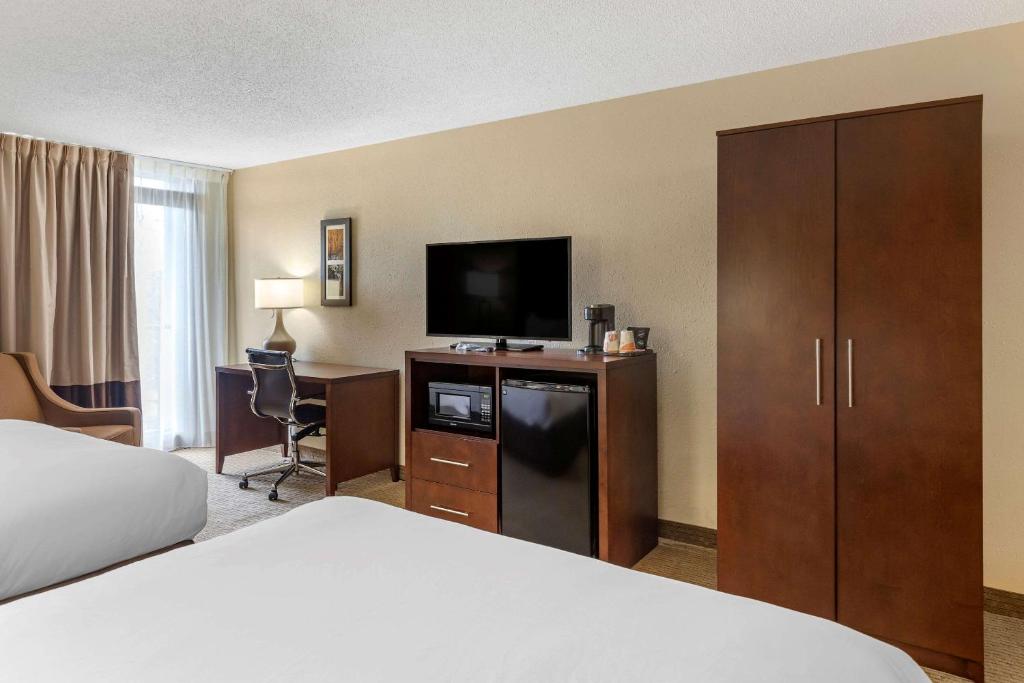 Comfort Inn & Suites near Danville Mall - Standard 2 Double Non Fumer
