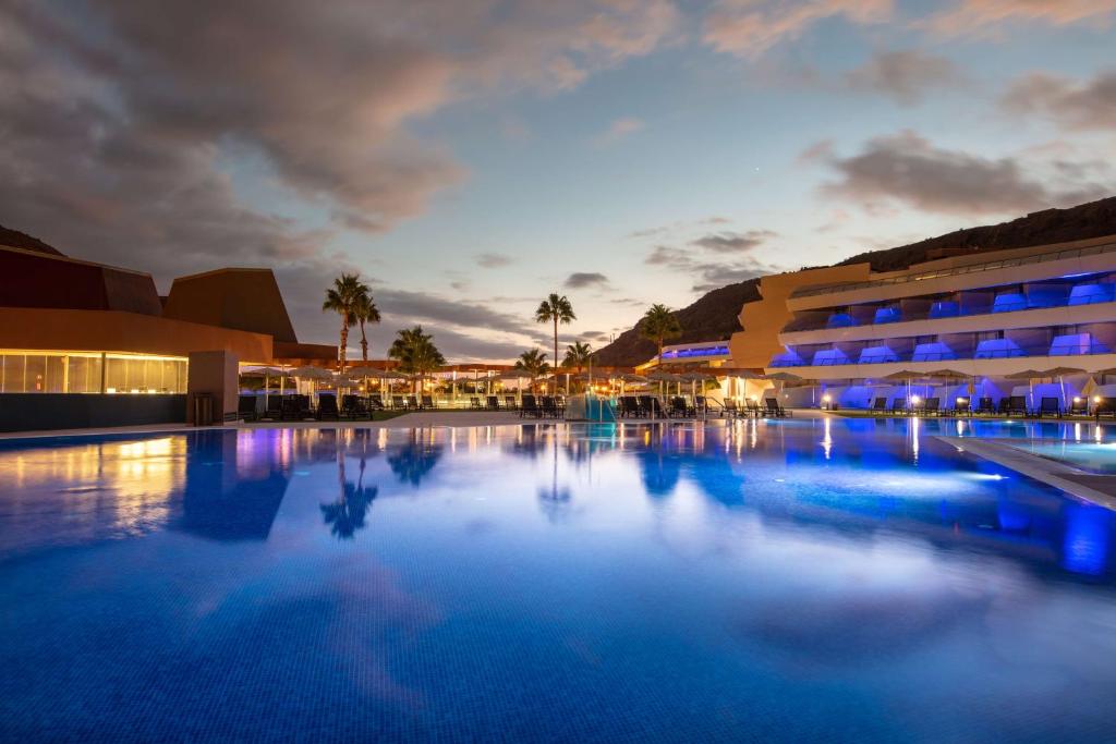 Radisson Blu Resort & Spa, Gran Canaria Mogan, Puerto de Mogán – Precios  actualizados 2023