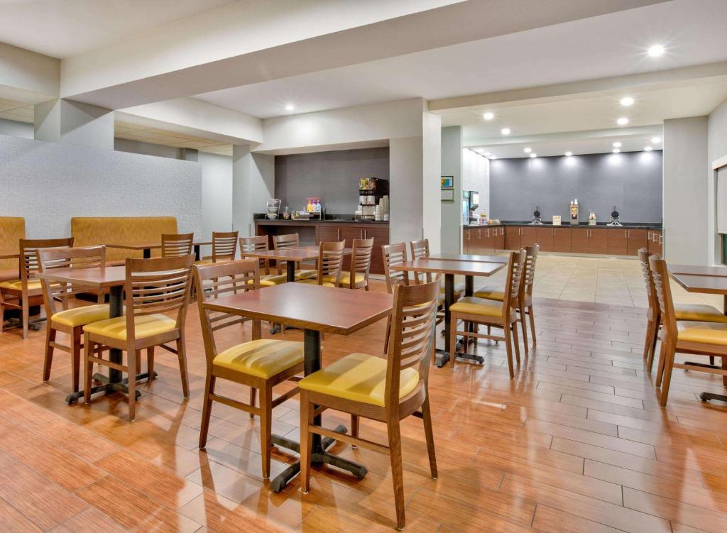 Restaurace v ubytování Wingate by Wyndham Longview North