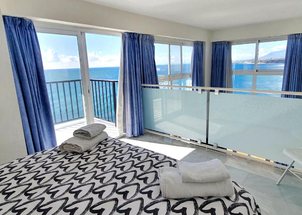 Skol 715. Spectacular Corner Duplex Apartment in Marbella ...