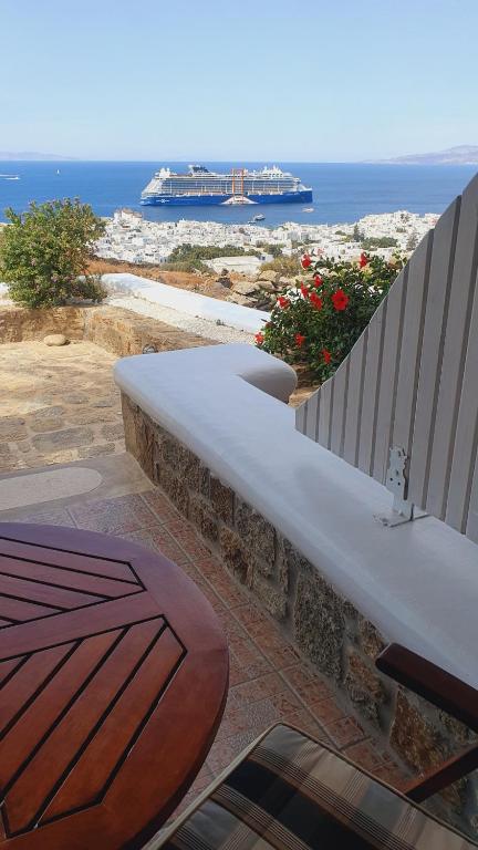 Germanos Studios - 13