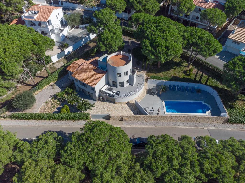 Bazén v ubytovaní Villa Cornelia alebo v jeho blízkosti