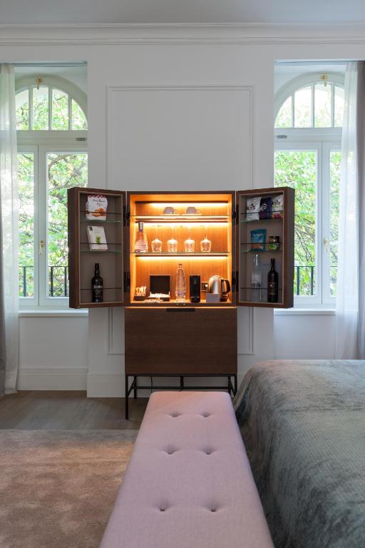 Kozmo Hotel Suites & Spa - Small Luxury Hotels of the World - Resim 21