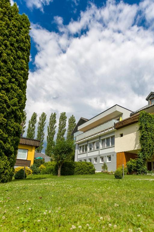 Zahrada ubytování Gästehaus Krappinger/Pizzeria Mamma Mia