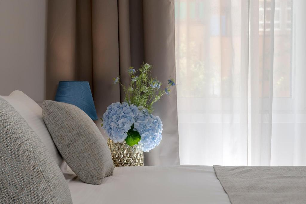 Hotel La Ville Rome - Resim 17